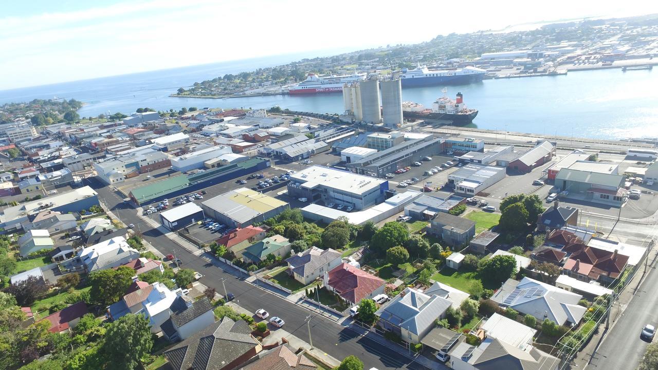 The Grand On Macfie Bed & Breakfast Devonport Exterior foto