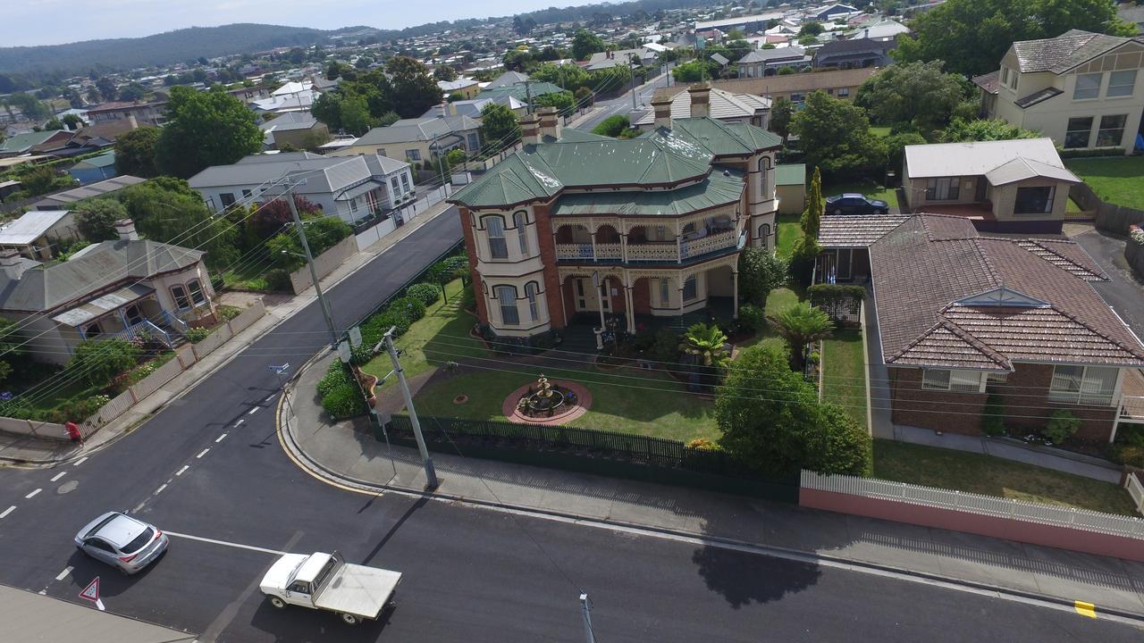 The Grand On Macfie Bed & Breakfast Devonport Exterior foto
